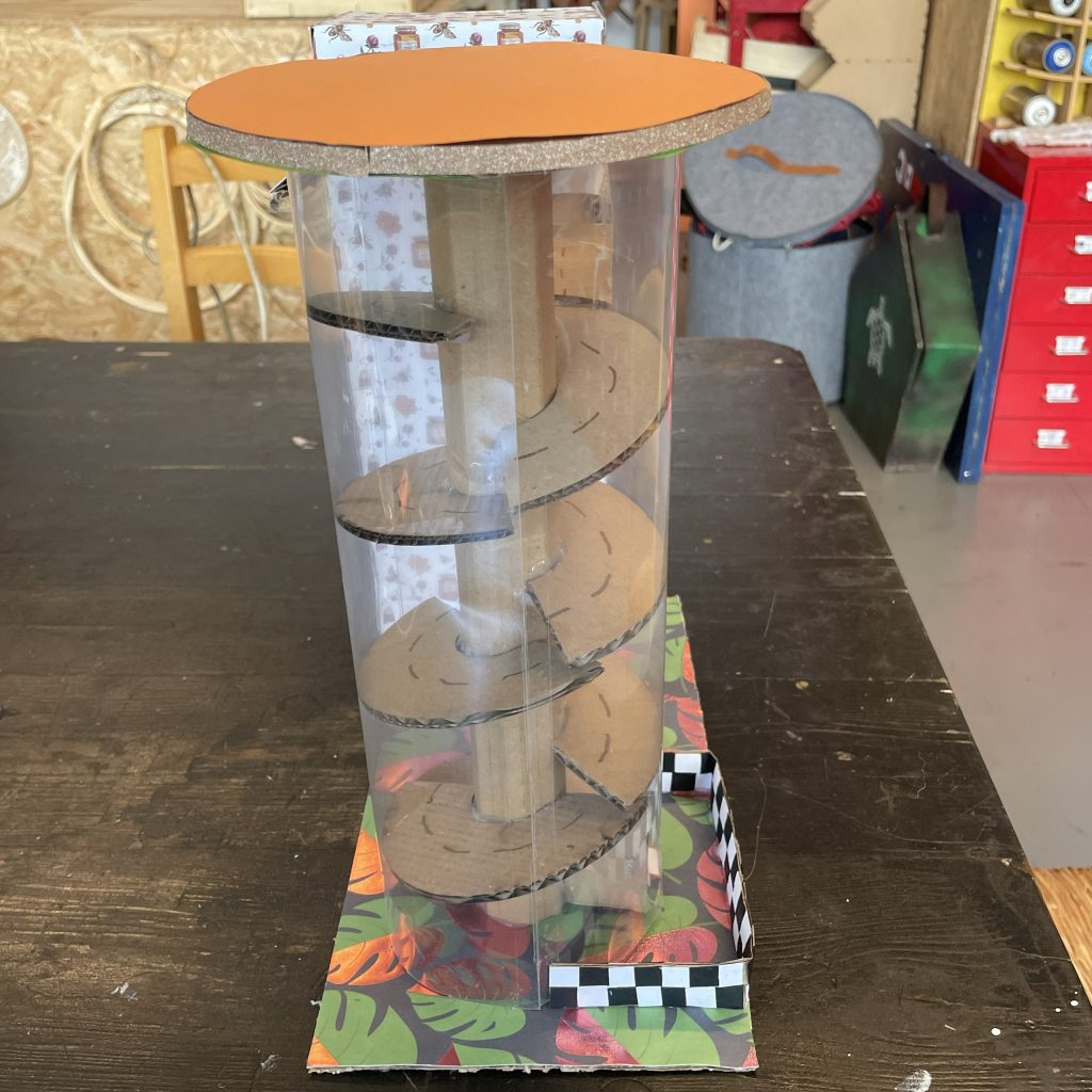 Atelier créatif enfant stage à Bègles – collage et bricolage